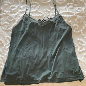Lululemon workout top